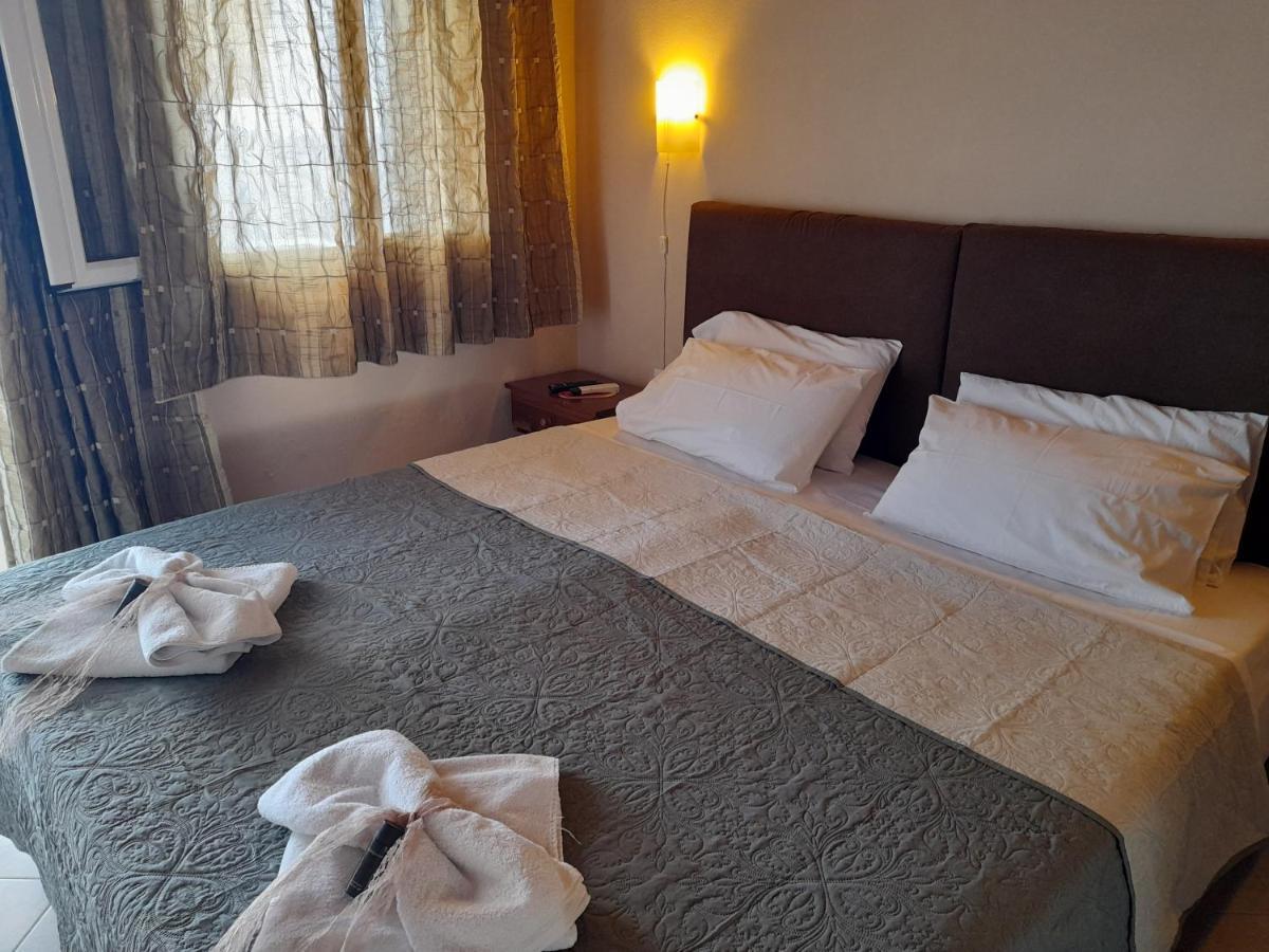 Aparthotel Delfini Akhladherí Zewnętrze zdjęcie