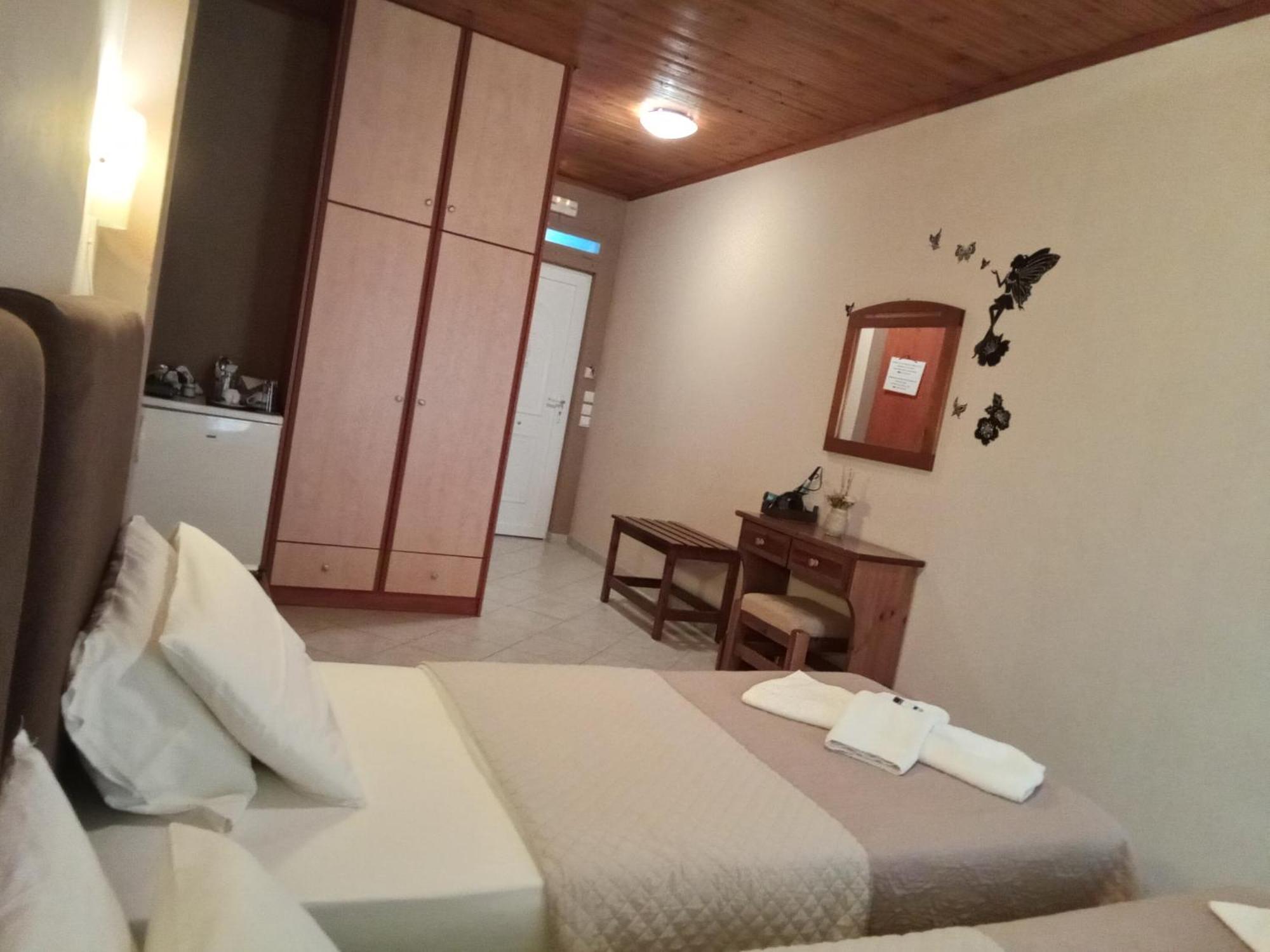 Aparthotel Delfini Akhladherí Zewnętrze zdjęcie