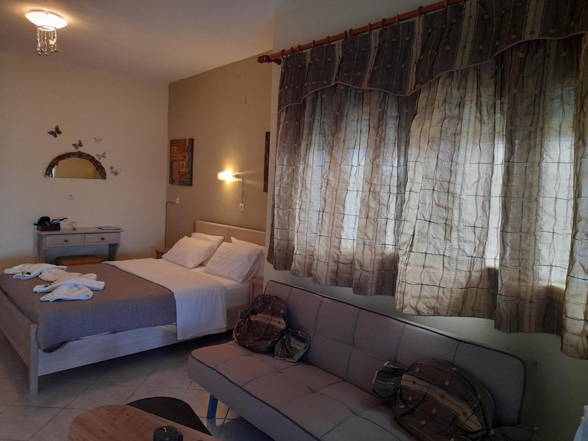 Aparthotel Delfini Akhladherí Zewnętrze zdjęcie