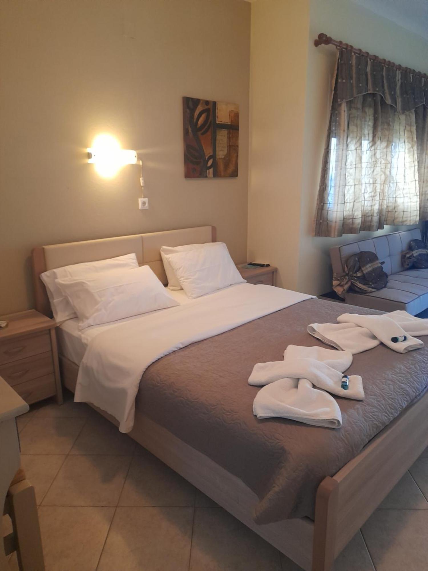 Aparthotel Delfini Akhladherí Zewnętrze zdjęcie